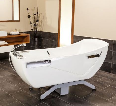 Astor Bannerman - AVERO MOTION - Reclining Bath