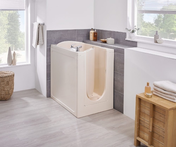 Access Florida - Compact Deep Soak, Walk-In Tub with Inward Opening Door to End Panel #3