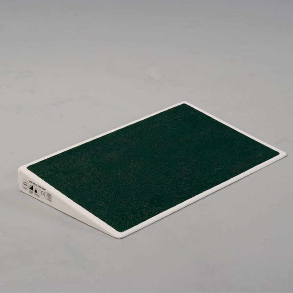 AKW - Standard Door Threshold Ramp 3in (DT 3IN) 25064